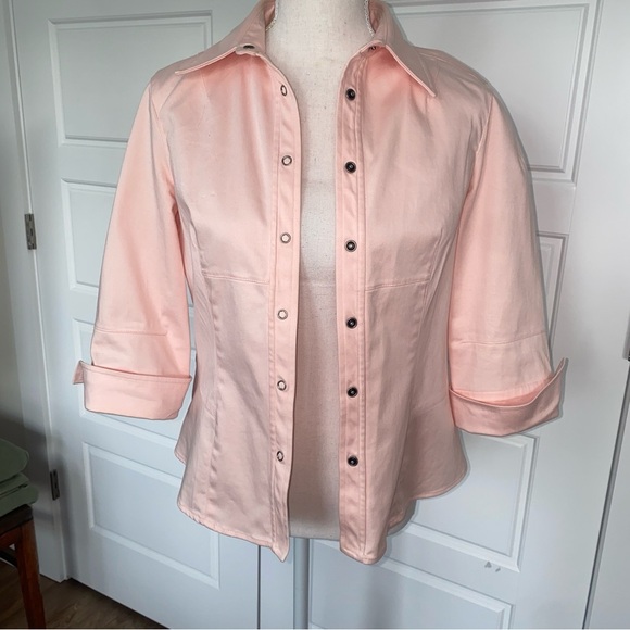 Renfrew Stylish Pink Button-Up Shirt - Picture 9 of 14